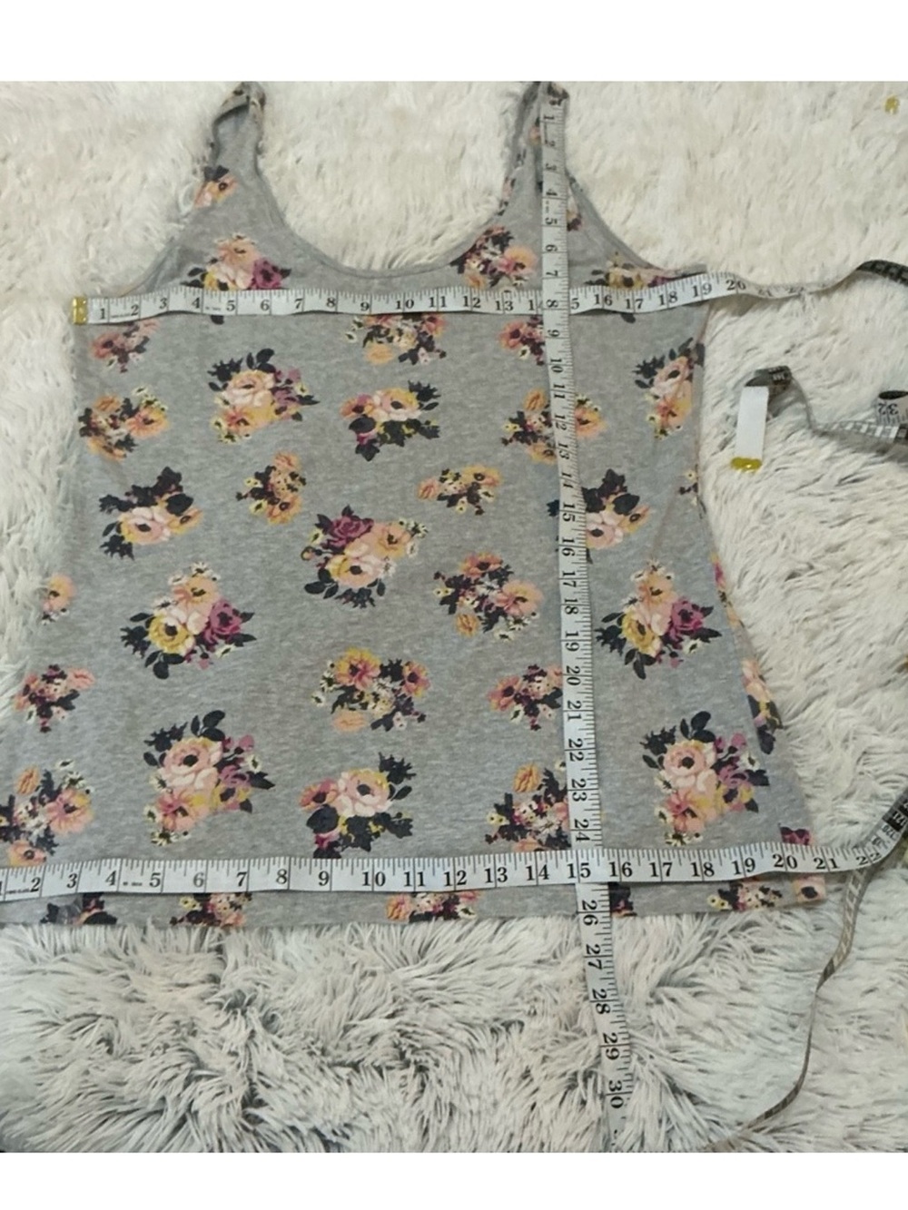 Maurices Tank Top Bundle (3) yellow, gold and patterned XL Casual - Picture 6 of 7